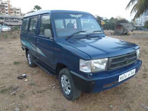 Used 2000 Toyota Qualis for sale