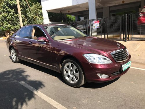 Used 2009 Mercedes Benz S Class car at low price