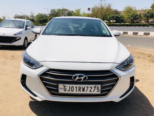 Used Hyundai Elantra car at low price