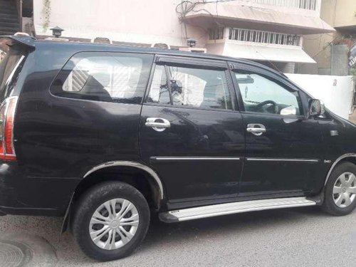 Used Toyota Innova 2007 car at low price