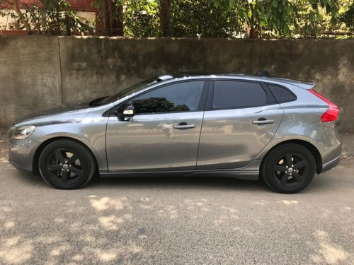 Used Volvo V40 car at low price