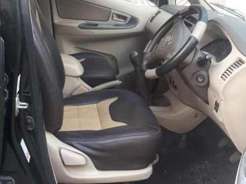 Used Toyota Innova 2007 car at low price