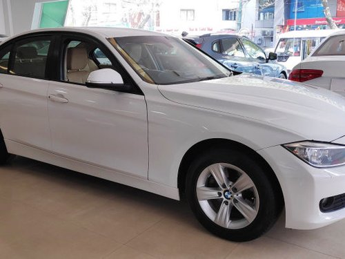 Used BMW 3 Series car at low price