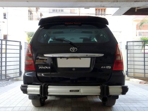 Toyota Innova 2.5 V Diesel 7-seater for sale