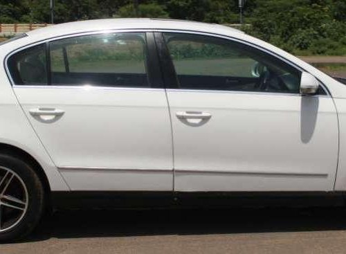 Used Volkswagen Passat car 2009 for sale at low price