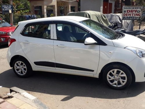 Used Hyundai Grand i10 car at low price