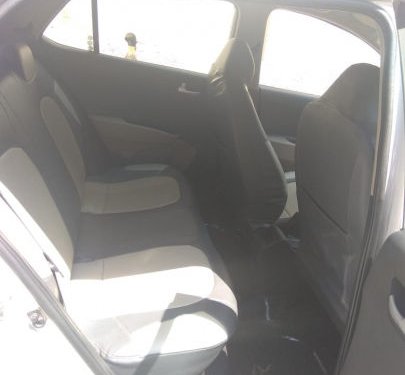 Used Hyundai i10 car at low price