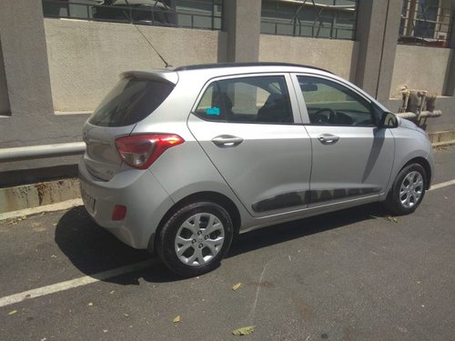 Used Hyundai i10 car at low price