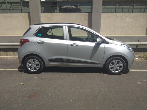 Used Hyundai i10 car at low price