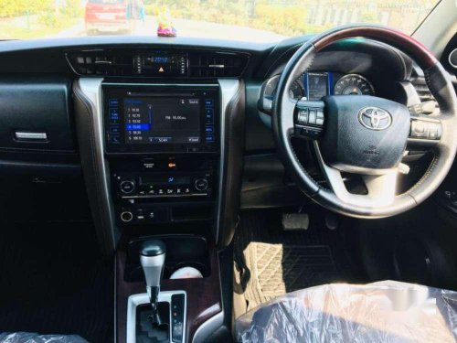Toyota Fortuner 4x2 AT, 2017, Diesel