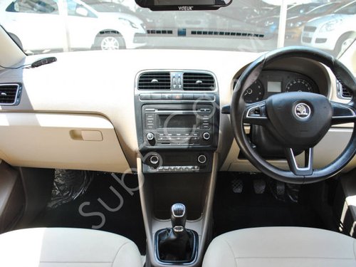 Used Skoda Rapid car at low price