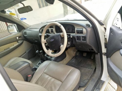 Used Ford Endeavour car at low price