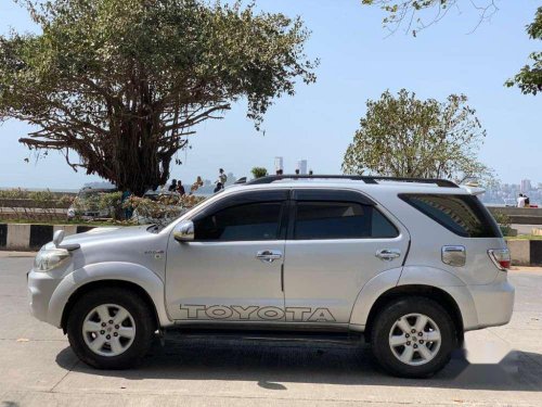 Toyota Fortuner 3.0 4x4 MT, 2009, Diesel for sale