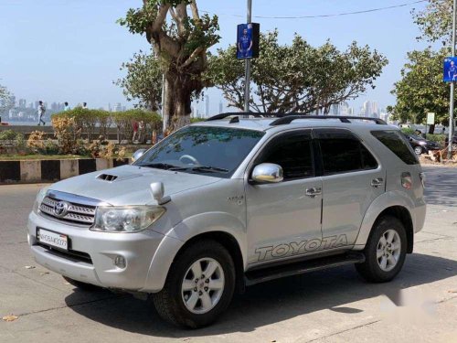 Toyota Fortuner 3.0 4x4 MT, 2009, Diesel for sale