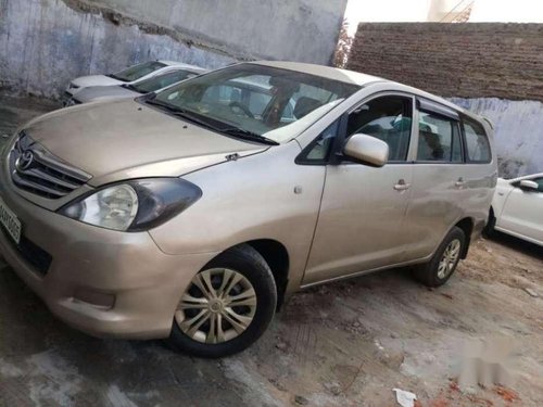 Used Toyota Innova 2009 car at low price