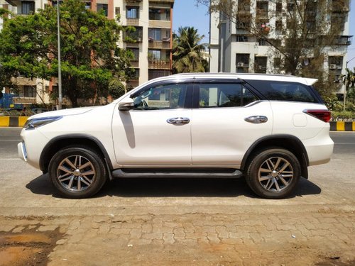 Used Toyota Fortuner 2.8 4WD AT 2017 for sale