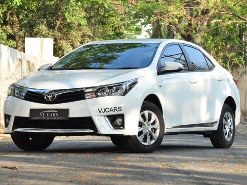 2015 Toyota Corolla Altis for sale at low price