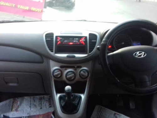 Used Hyundai i10 car at low price