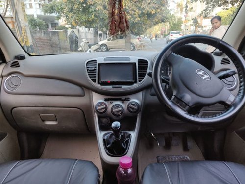 Used Hyundai i10 car at low price