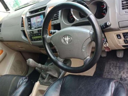 Used Toyota Fortuner 4x4 MT 2011 for sale