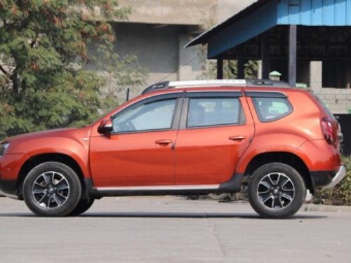 Used Renault Duster car at low price