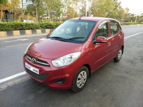 Used Hyundai i10 car at low price