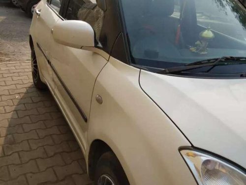 Used Maruti Suzuki Swift 2009 car at low price