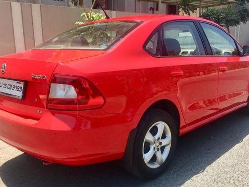 Used Skoda Rapid car at low price