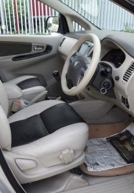 Used 2014 Toyota Innova car at low price