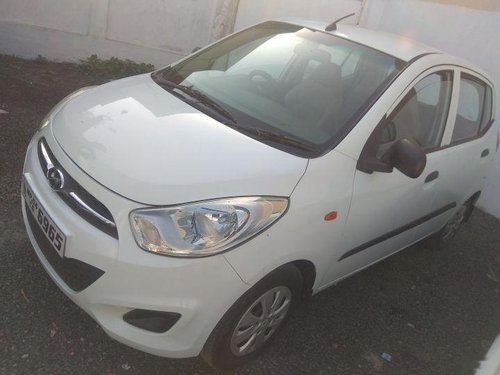 Used Hyundai i10 car at low price