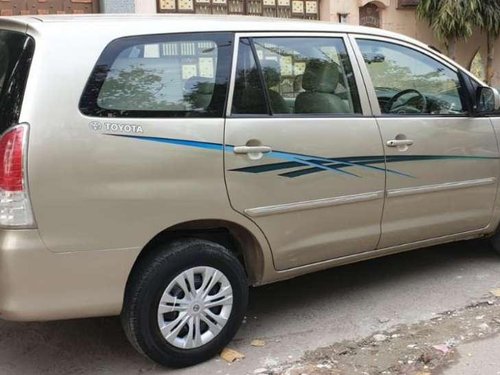 Toyota Innova 2.5 G4 8 STR, 2011, Diesel for sale