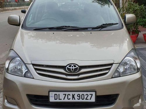 Toyota Innova 2.5 G4 8 STR, 2011, Diesel for sale