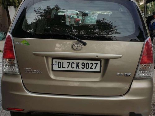 Toyota Innova 2.5 G4 8 STR, 2011, Diesel for sale