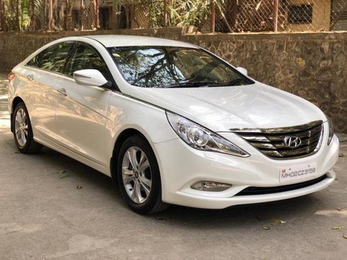 Used Hyundai Sonata Embera car at low price