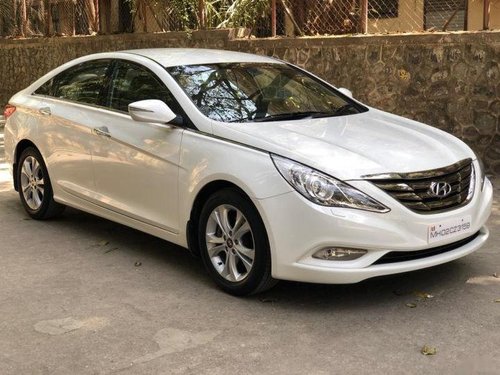 Used Hyundai Sonata Embera car at low price