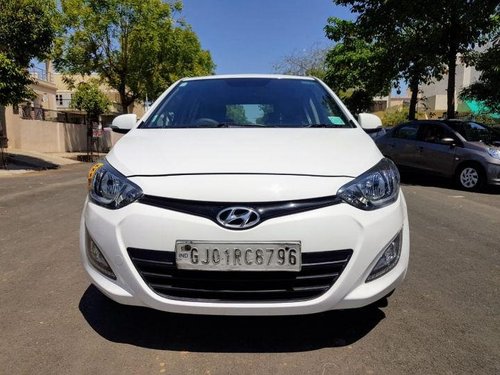 Used 2013 Hyundai i20 car at low price