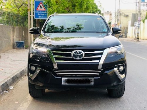 Toyota Fortuner 2.8 2WD AT for sale