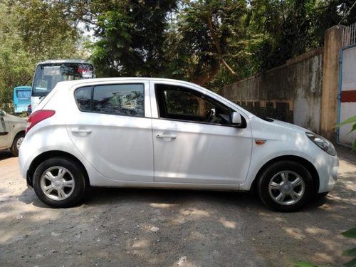 Used Hyundai i20 car at low price