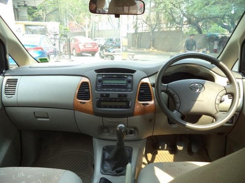 Used Toyota Innova 2004-2011 car at low price