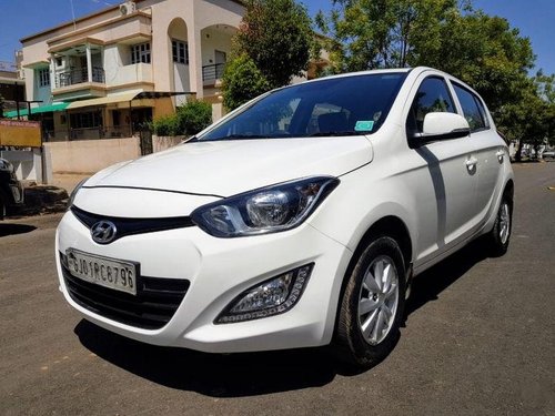 Used 2013 Hyundai i20 car at low price