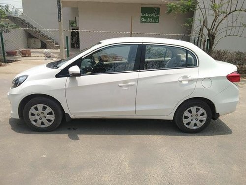 Used Honda Amaze car at low price