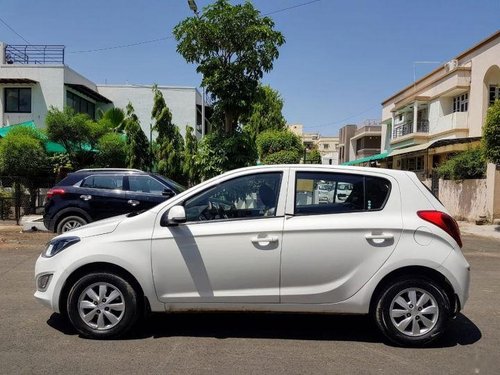 Used 2013 Hyundai i20 car at low price