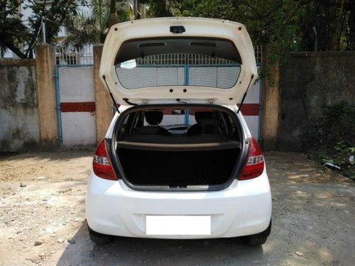 Used Hyundai i20 car at low price