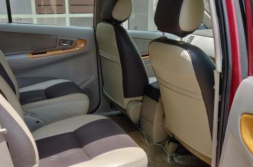 Toyota Innova 2004-2011 2010 for sale