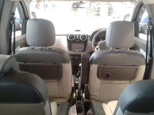 Renault Lodgy 110PS RxZ 8 Seater by owner