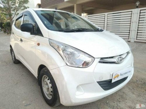 Used Hyundai Eon car at low price