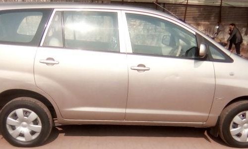 Used Toyota Innova 2004-2011 car at low price