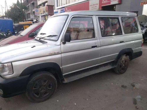 Used Toyota Qualis 2001 for sale  car at low price