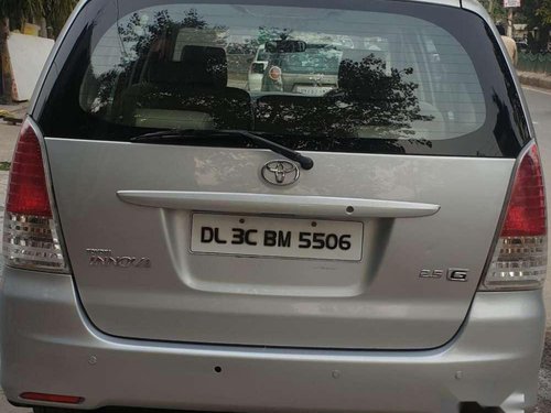 Toyota Innova 2.5 G4 8 STR, 2010, Diesel for sale