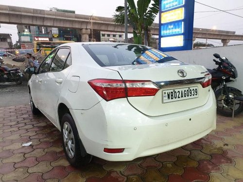 Used Toyota Corolla Altis car at low price